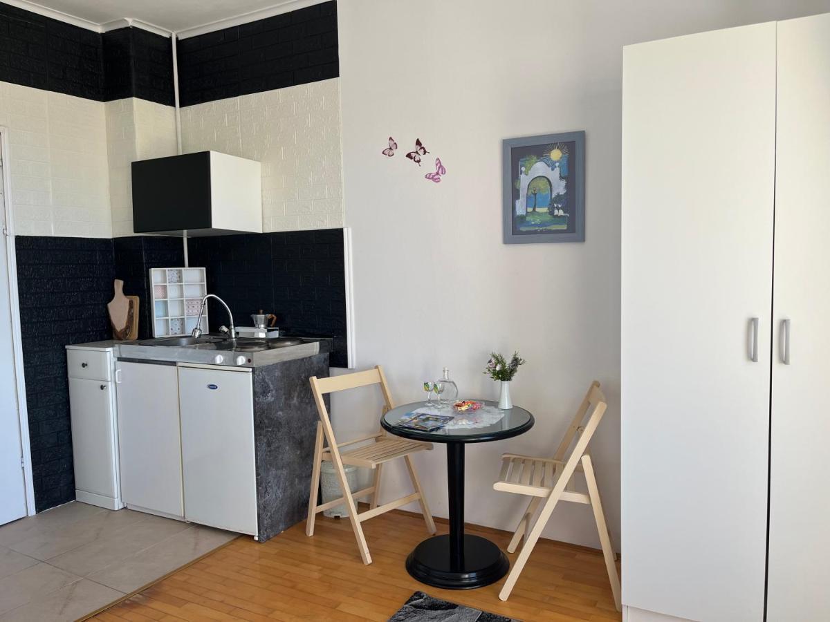 Apartments Cvjetkovic Mlini Esterno foto