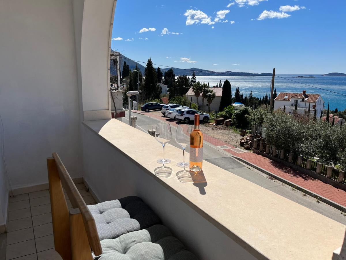 Apartments Cvjetkovic Mlini Esterno foto
